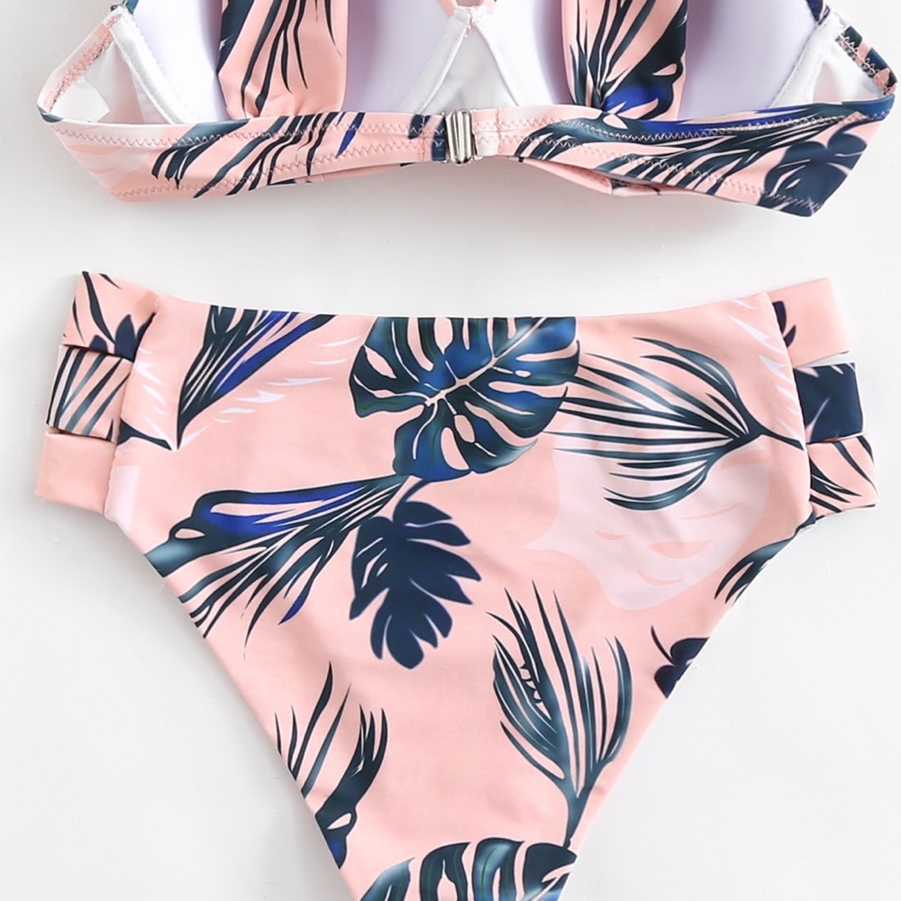 đPink cup top leaves bikini bottom or topđĽ - Picture 6 of 8